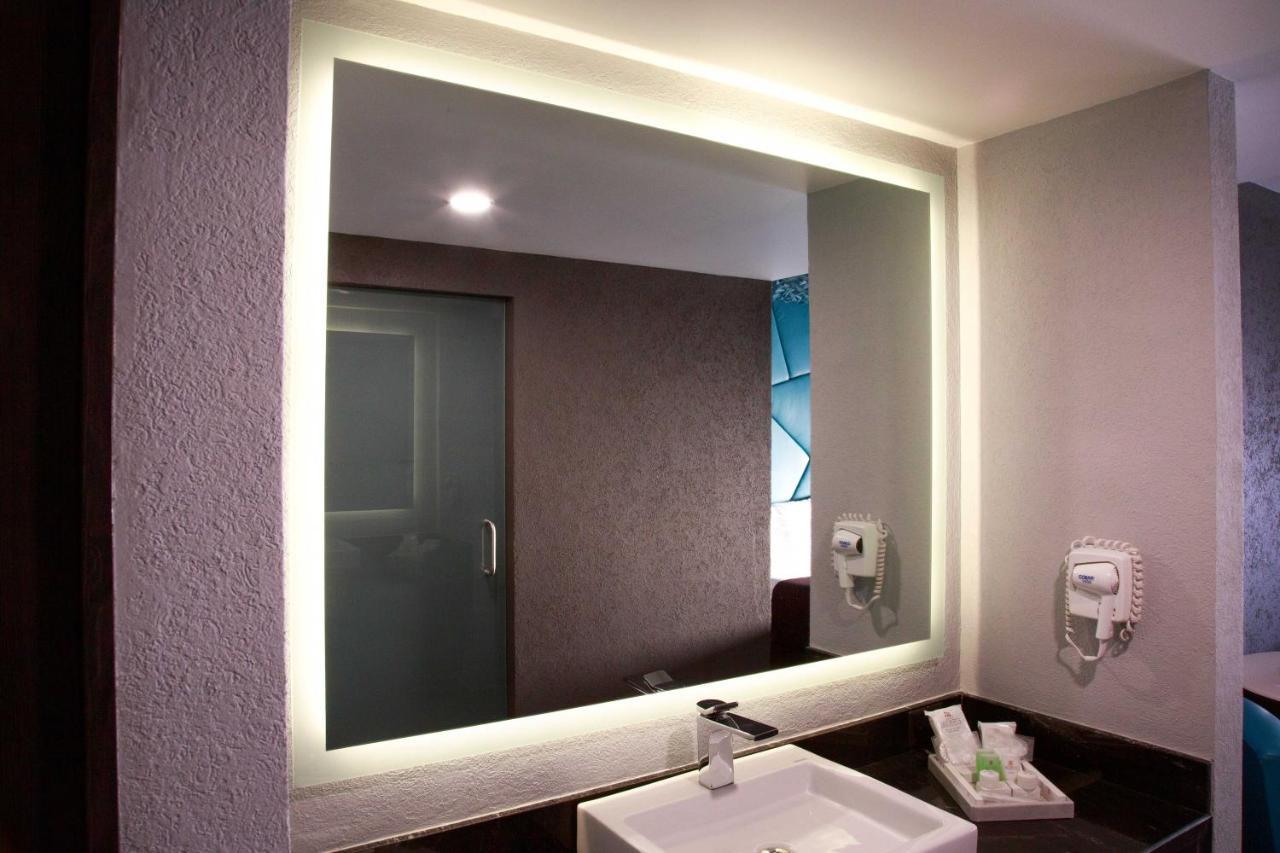 Hotel Passion Secrets Villas And Suites Толука Екстер'єр фото