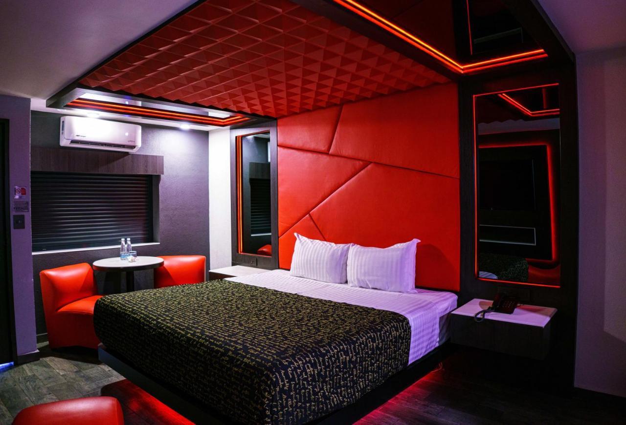 Hotel Passion Secrets Villas And Suites Толука Екстер'єр фото